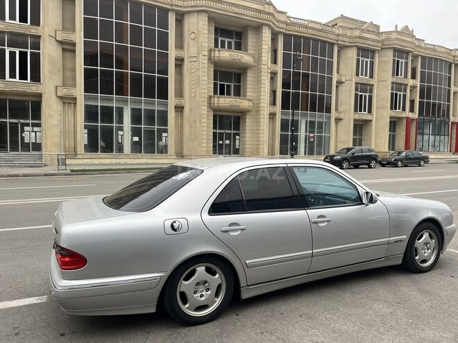 Mercedes E 240 1999, 264,000 km - 2.4 l - Bakı