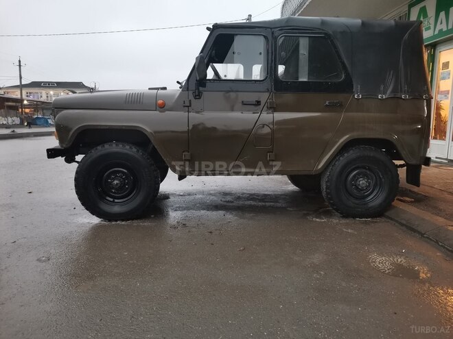 UAZ 469 2006, 45,000 km - 2.4 л - Quba