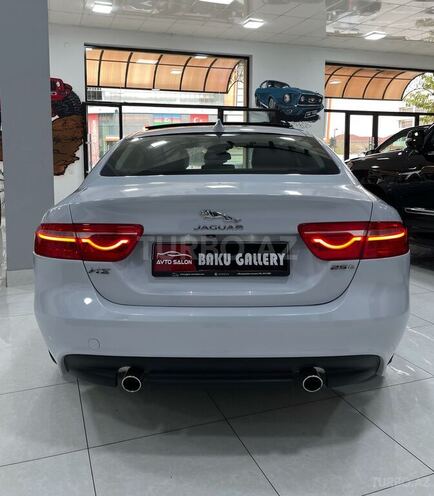 Jaguar XE 2017, 35,000 km - 2.0 l - Bakı
