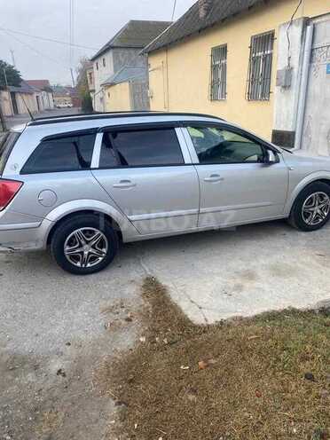 Opel Astra 2005, 317,000 km - 1.4 l - Ucar