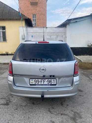 Opel Astra 2005, 317,000 km - 1.4 l - Ucar