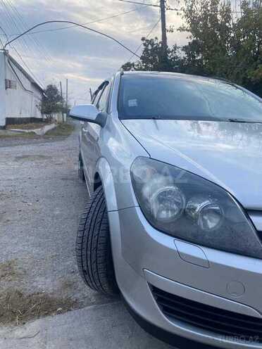 Opel Astra 2005, 317,000 km - 1.4 l - Ucar