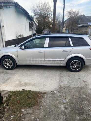 Opel Astra 2005, 317,000 km - 1.4 l - Ucar
