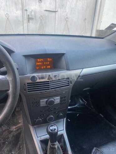 Opel Astra 2005, 317,000 km - 1.4 l - Ucar