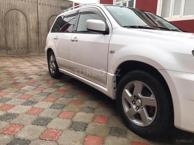 Mitsubishi Airtrek 2002, 286,235 km - 2.0 l - Biləsuvar