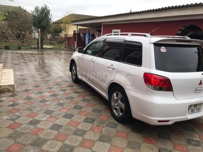 Mitsubishi Airtrek 2002, 286,235 km - 2.0 l - Biləsuvar