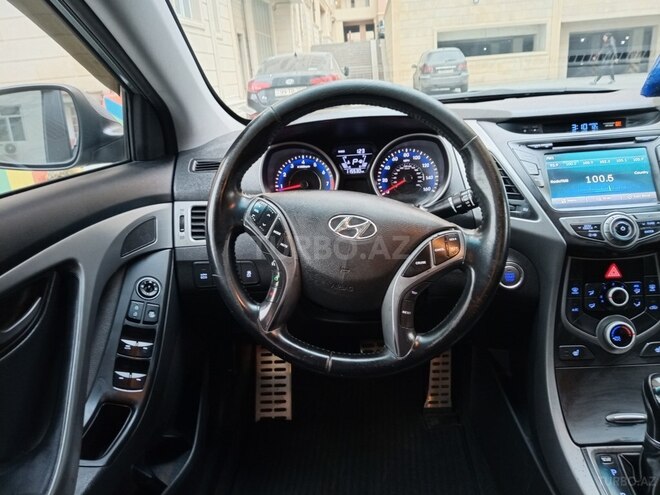 Hyundai Elantra 2015, 115,985 km - 2.0 l - Bakı