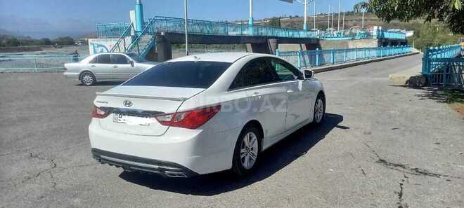 Hyundai Sonata 2012, 267,000 km - 2.0 л - Quba