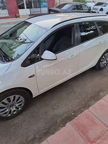 Opel Astra 2013, 165,000 km - 1.3 l - Bakı