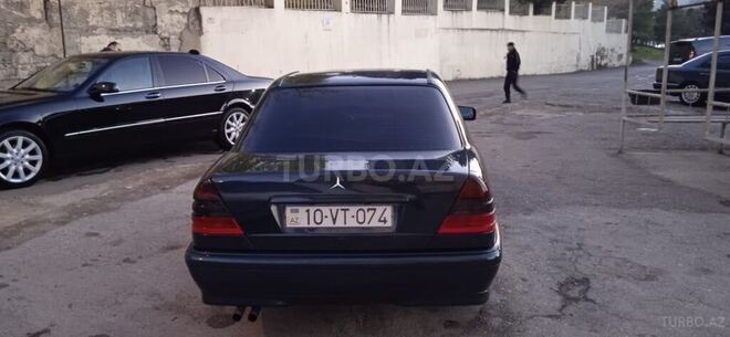 Mercedes C 230 1997, 498,000 km - 2.3 l - Bakı