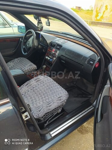 Mercedes C 220 1998, 415,000 km - 2.2 л - Lənkəran