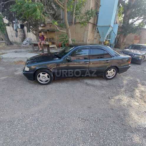 Mercedes C 200 1996, 256,387 km - 2.0 l - Bakı