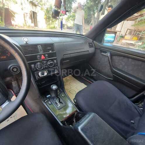 Mercedes C 200 1996, 256,387 km - 2.0 l - Bakı