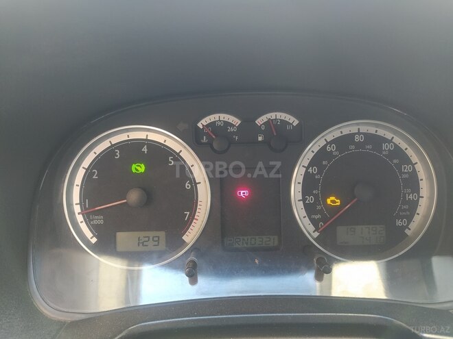 Volkswagen Jetta 2003, 191,782 km - 2.0 л - Bakı