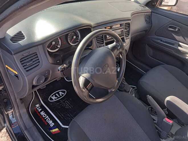 Kia Rio 2006, 200,000 km - 1.4 л - Bakı