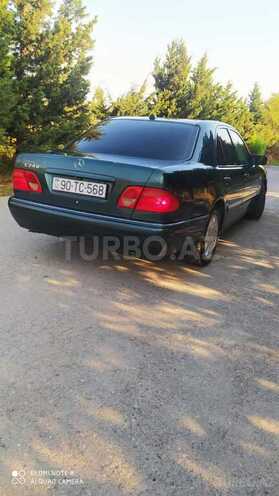 Mercedes E 240 1999, 325,200 km - 2.4 л - Bakı