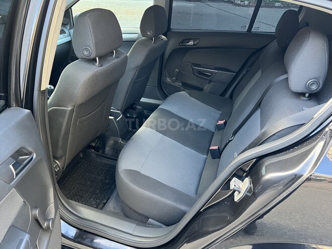 Opel Astra 2005, 217,000 km - 1.4 л - Bakı
