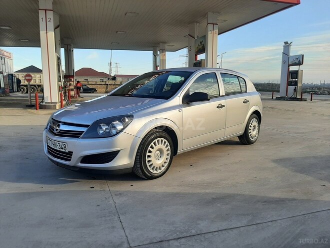 Opel Astra 2009, 187,000 km - 1.4 l - Bakı