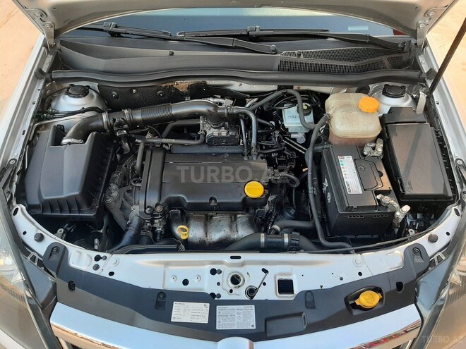 Opel Astra 2009, 187,000 km - 1.4 l - Bakı