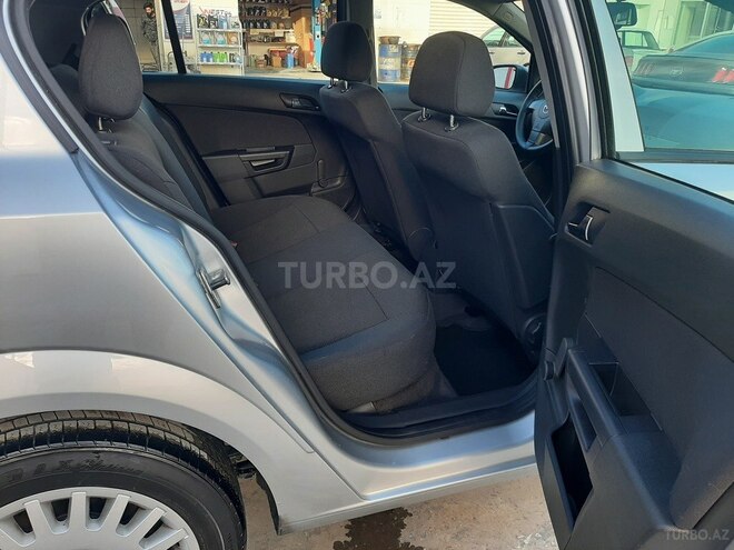 Opel Astra 2009, 187,000 km - 1.4 l - Bakı