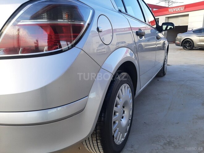 Opel Astra 2009, 187,000 km - 1.4 l - Bakı