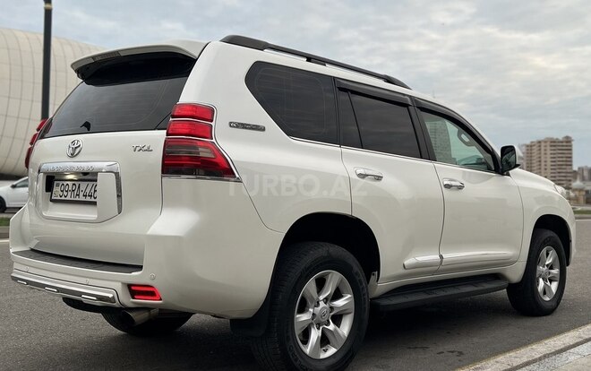 Toyota Prado 2010, 177,000 km - 2.7 l - Bakı