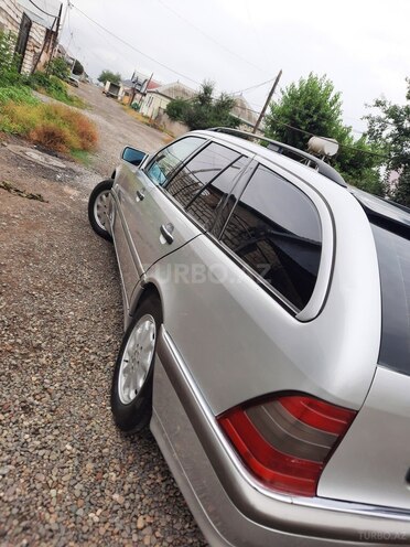 Mercedes C 230 1999, 351,000 km - 2.3 l - Qazax