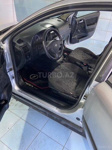 Opel Astra 2000, 336,918 km - 1.6 l - Quba