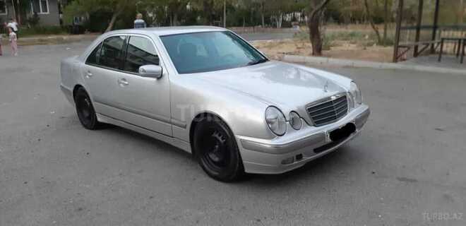 Mercedes E 200 1999, 254,000 km - 2.0 l - Bakı