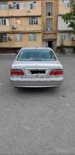 Mercedes E 200 1999, 254,000 km - 2.0 l - Bakı