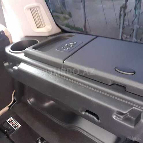 Land Rover Discovery 2008, 339,000 km - 2.7 l - Bakı