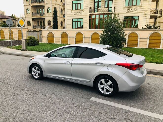 Hyundai Elantra 2013, 87,989 km - 1.8 л - Bakı