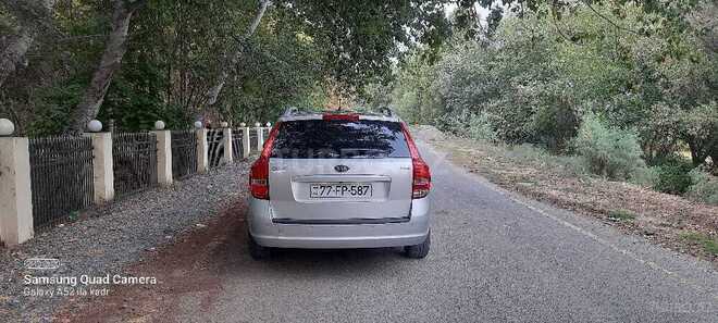 Kia Ceed 2011, 270,000 km - 1.6 l - Sabirabad