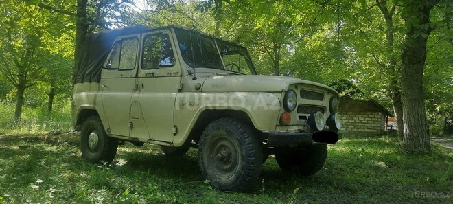 UAZ 469 1985, 125,000 km - 2.4 l - İsmayıllı