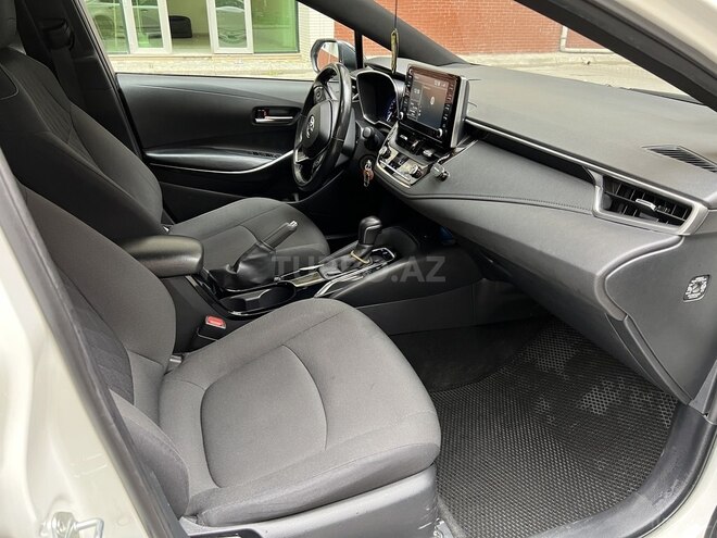 Toyota Corolla 2019, 124,758 km - 1.6 l - Bakı