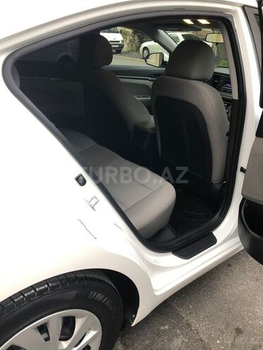 Hyundai Elantra 2016, 87,900 km - 2.0 l - Bakı
