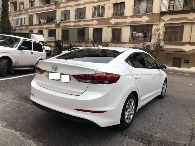 Hyundai Elantra 2016, 87,900 km - 2.0 l - Bakı