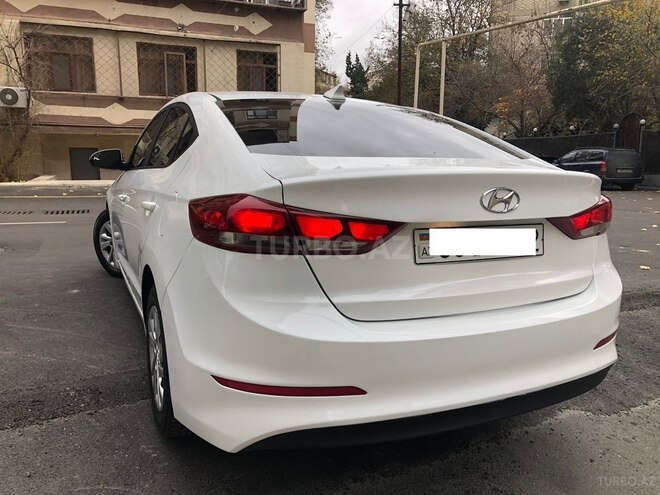 Hyundai Elantra 2016, 87,900 km - 2.0 l - Bakı