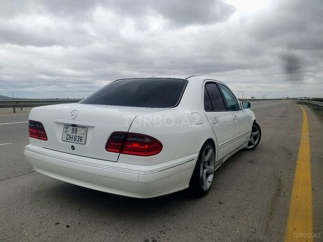 Mercedes E 320 2000, 260,000 km - 3.2 l - Lənkəran