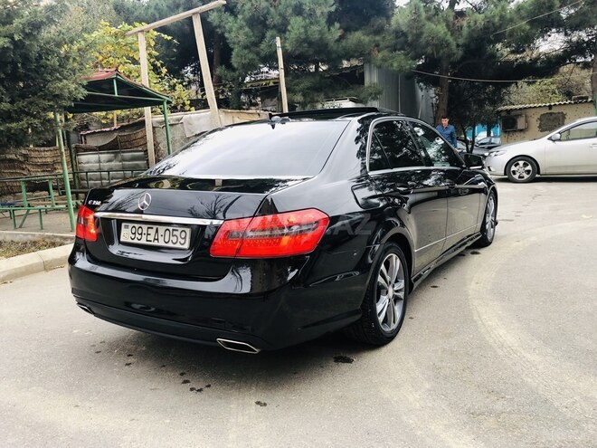 Mercedes E 350 2009, 325,000 km - 3.5 l - Bakı