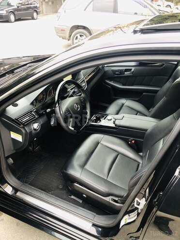 Mercedes E 350 2009, 325,000 km - 3.5 l - Bakı
