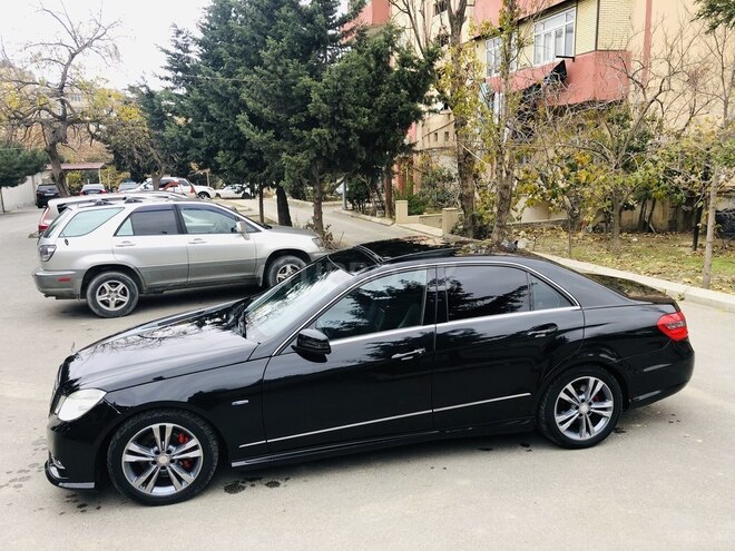 Mercedes E 350 2009, 325,000 km - 3.5 l - Bakı
