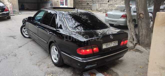 Mercedes E 270 2000, 475,000 km - 2.7 l - Bərdə