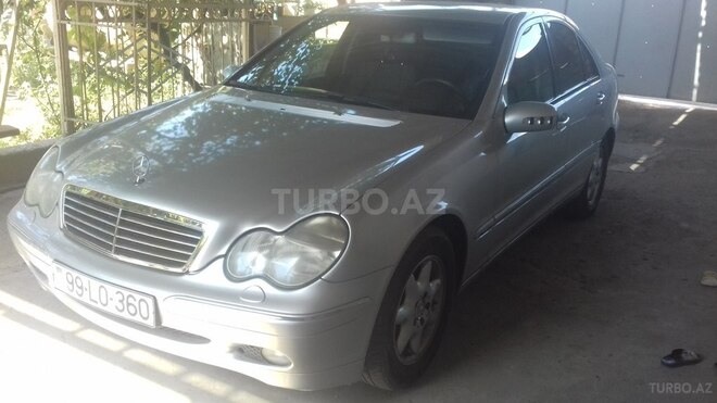 Mercedes C 200 2001, 266,654 km - 2.0 l - Gəncə