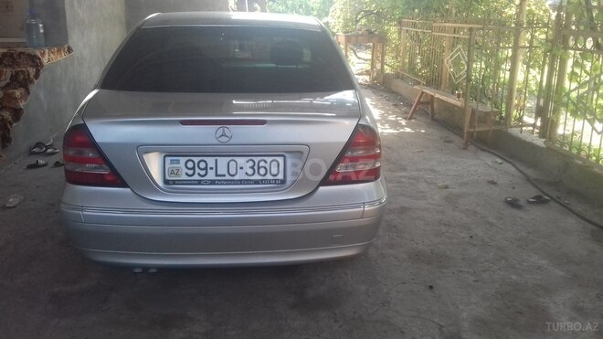 Mercedes C 200 2001, 266,654 km - 2.0 l - Gəncə