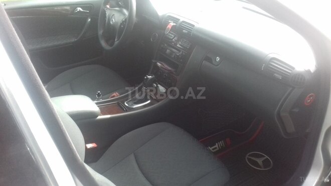 Mercedes C 200 2001, 266,654 km - 2.0 l - Gəncə