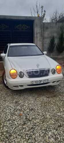Mercedes E 220 2001, 423,330 km - 2.2 l - Bakı