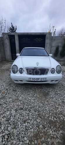 Mercedes E 220 2001, 423,330 km - 2.2 l - Bakı