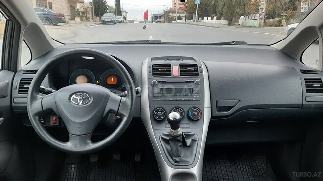 Toyota Auris 2007, 197,000 km - 1.4 l - Bakı