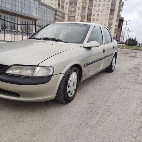 Opel Vectra 1996, 247,352 km - 1.6 l - Bakı